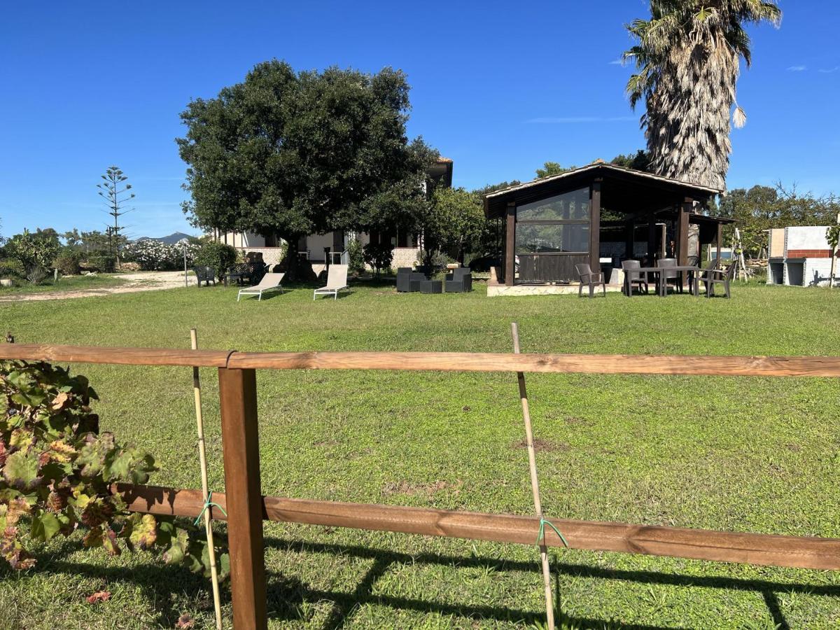 Agriturismo Graziano E Barbara Porto Conte Bagian luar foto