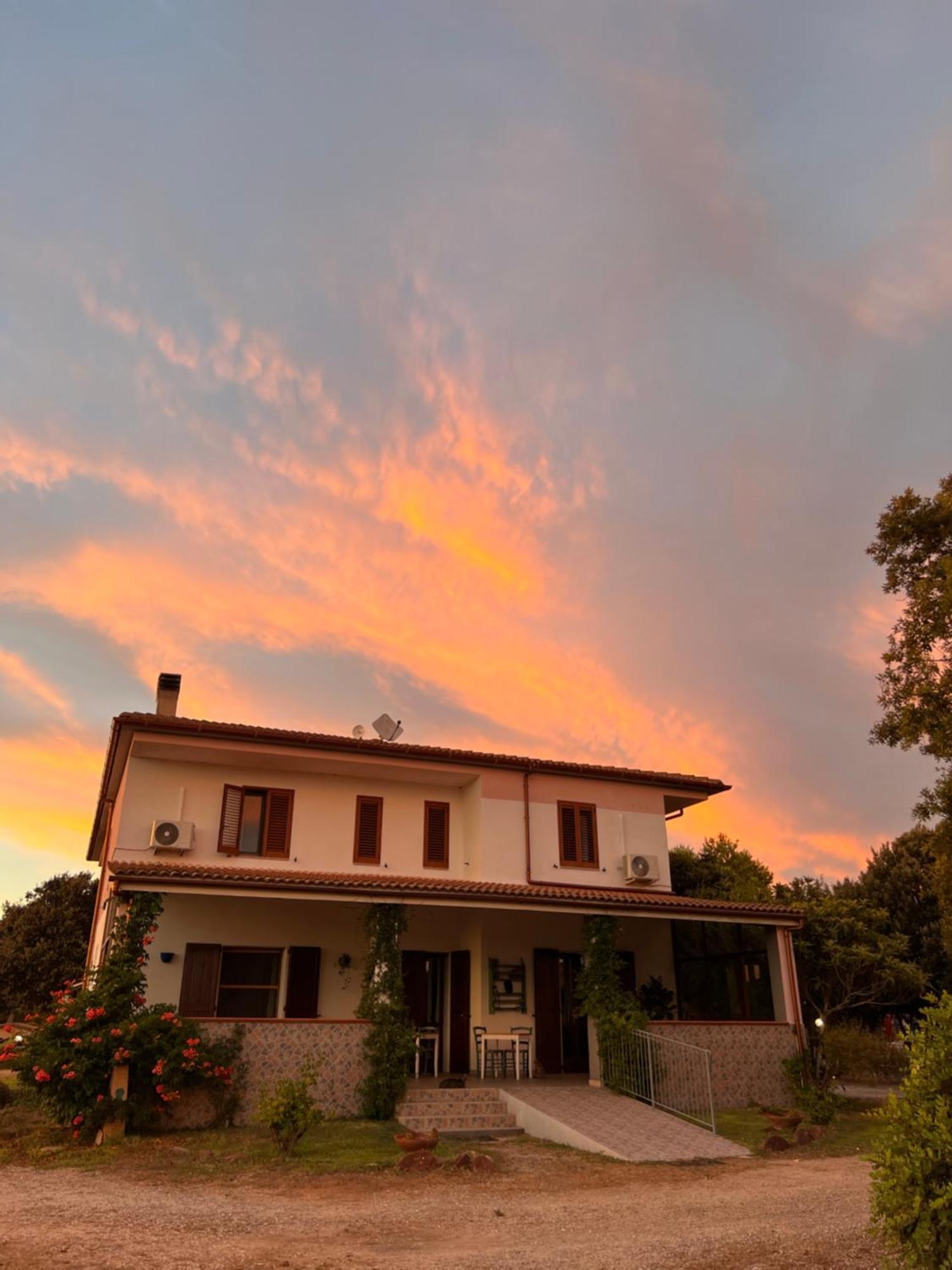 Agriturismo Graziano E Barbara Porto Conte Bagian luar foto